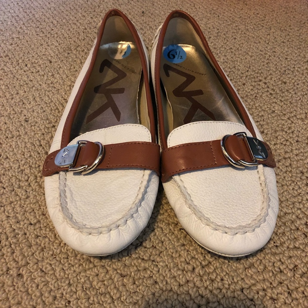brand new Anne klein